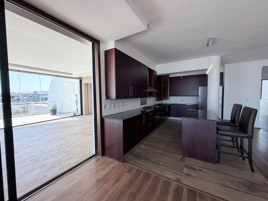 3 Bedroom Property for Sale in Bloubergstrand Western Cape